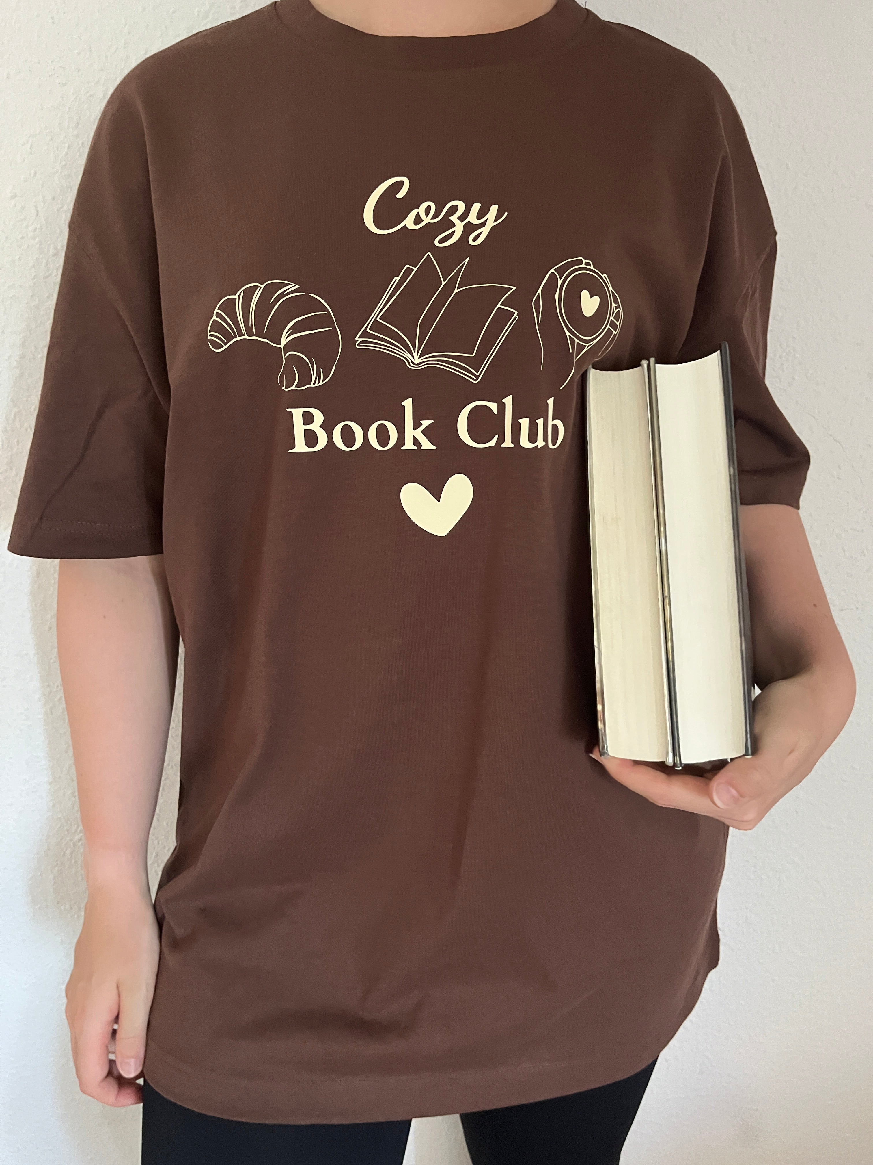 Cozy Book Club T-Shirt, Leseliebe Shirt, Oversized